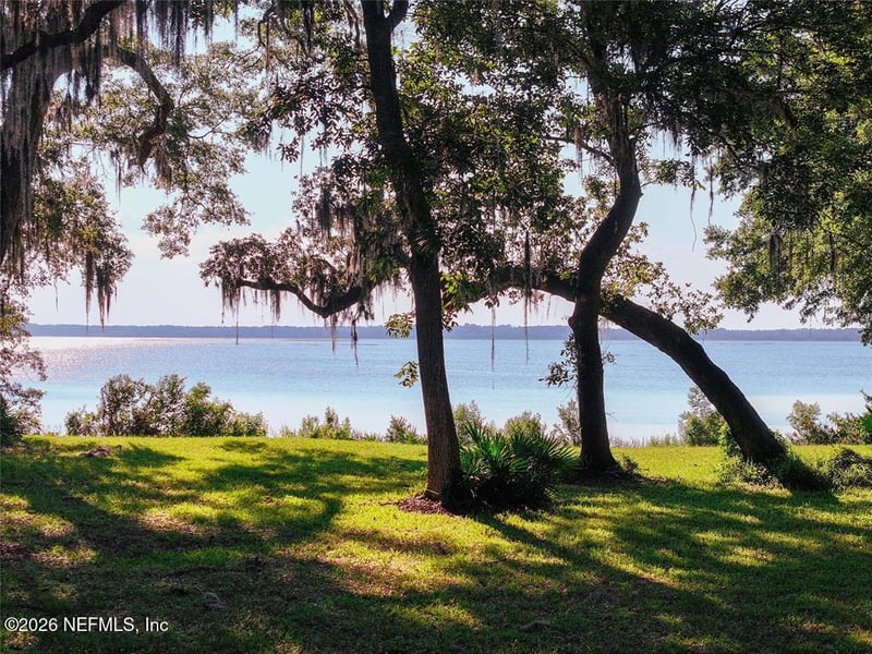 1356 Shadow Woods Ln, Fernandina Beach, FL 32034