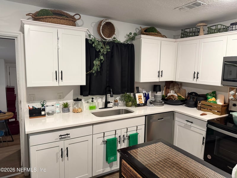 1546 Palmdale St, Jacksonville, FL 32208