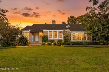 1425 Pinetree Rd, Jacksonville, FL 32207