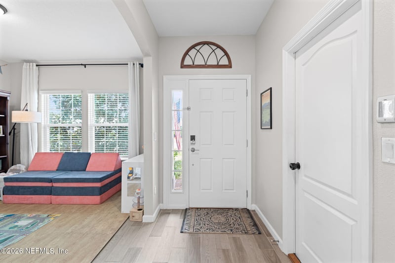 7427 Rock Brook Dr, Jacksonville, FL 32222