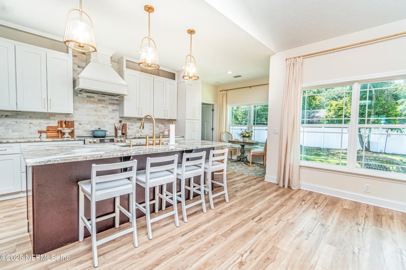 4282 Wolfe Dr, Macclenny, FL 32063