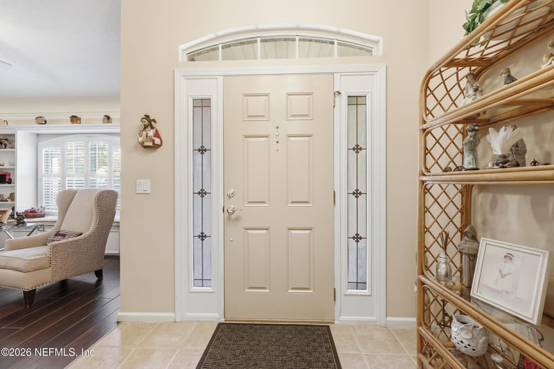 684 Chestwood Chase Dr, Orange Park, FL 32065