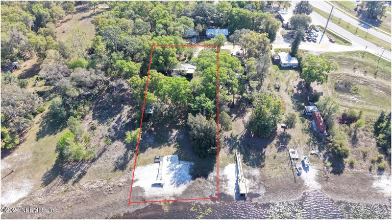 113 Stock Ave, Interlachen, FL 32148