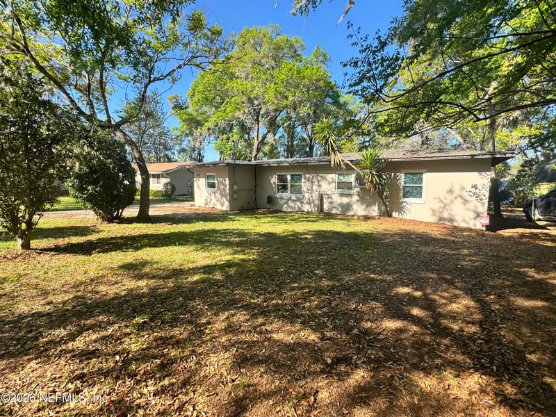 113 Stock Ave, Interlachen, FL 32148