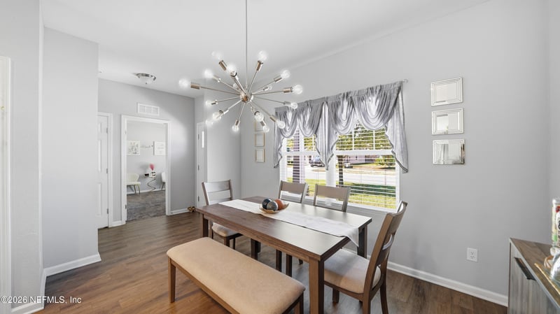 1378 Sarahs Landing Dr, Jacksonville, FL 32221