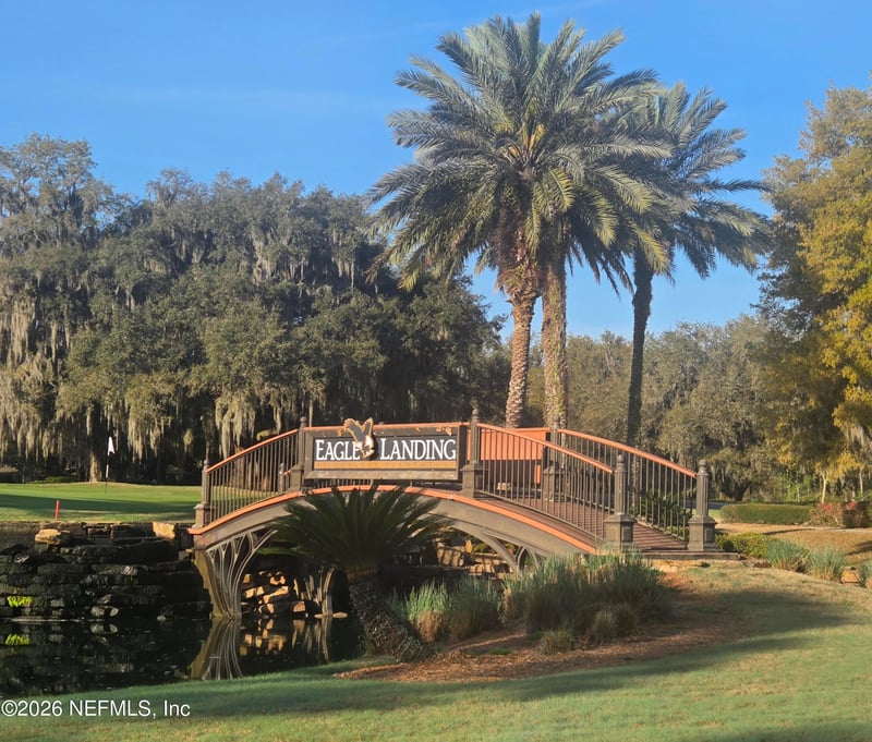 2397 Club Lake Dr, Orange Park, FL 32065