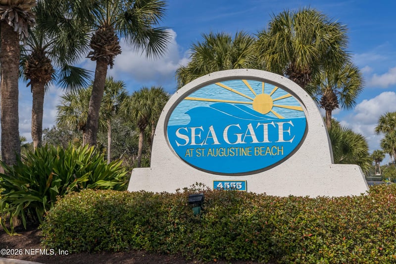 240 Joey Dr, St Augustine, FL 32080