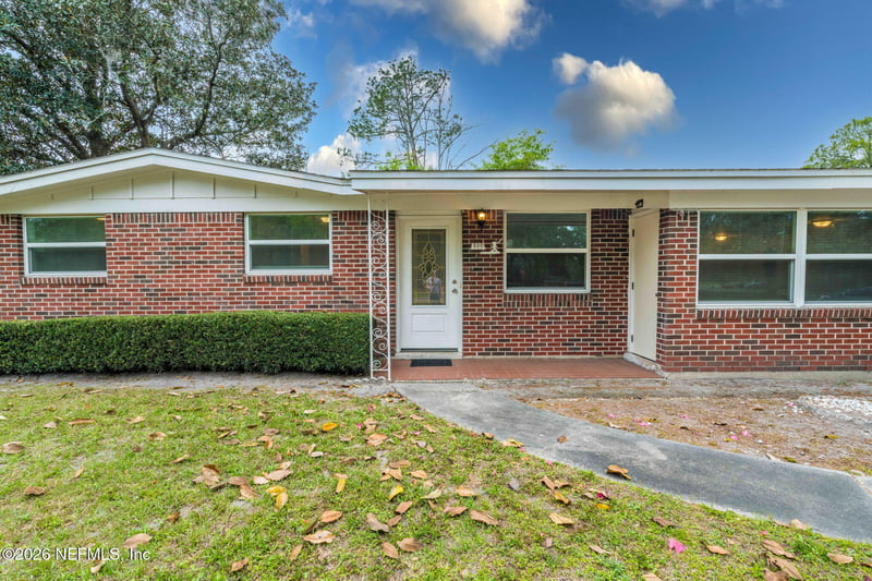 4906 Chivalry Dr, Jacksonville, FL 32208