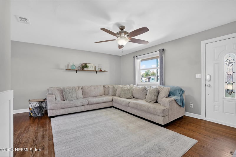 11259 Soforenko Dr, Jacksonville, FL 32218