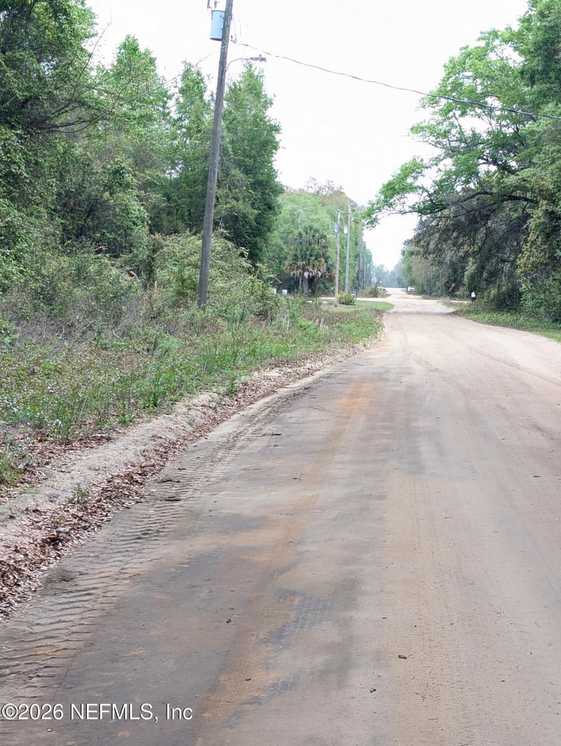 0260 Wilson Dr, Interlachen, FL 32148