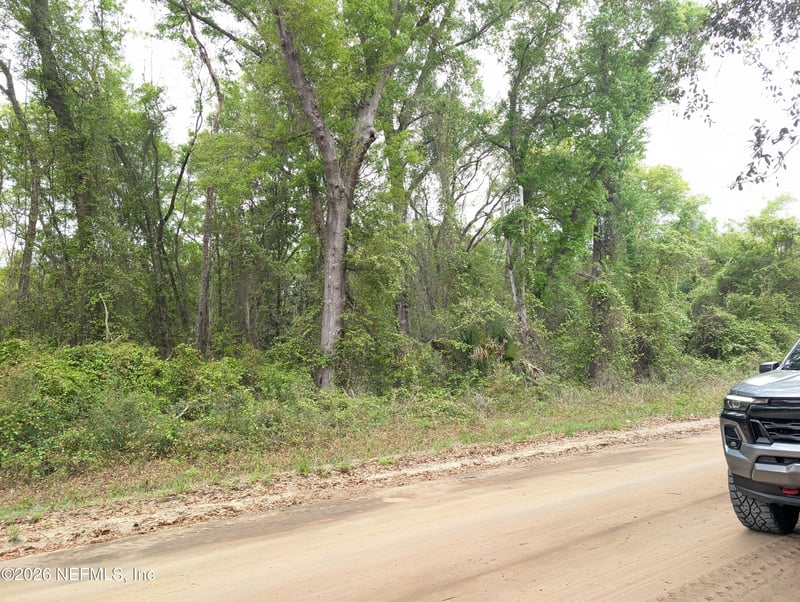 0260 Wilson Dr, Interlachen, FL 32148