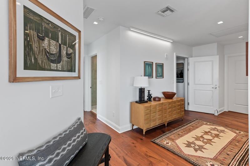 1431 Riverplace Blvd #1410, Jacksonville, FL 32207