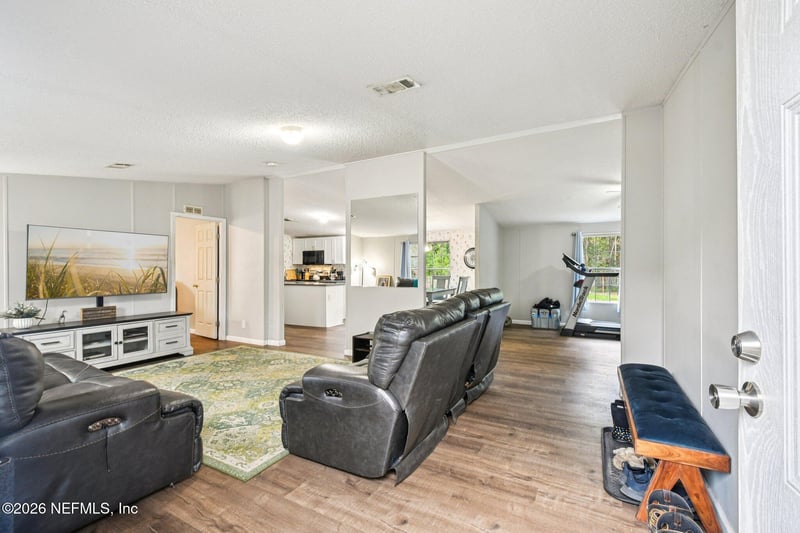 11710 Faye Rd, Macclenny, FL 32063