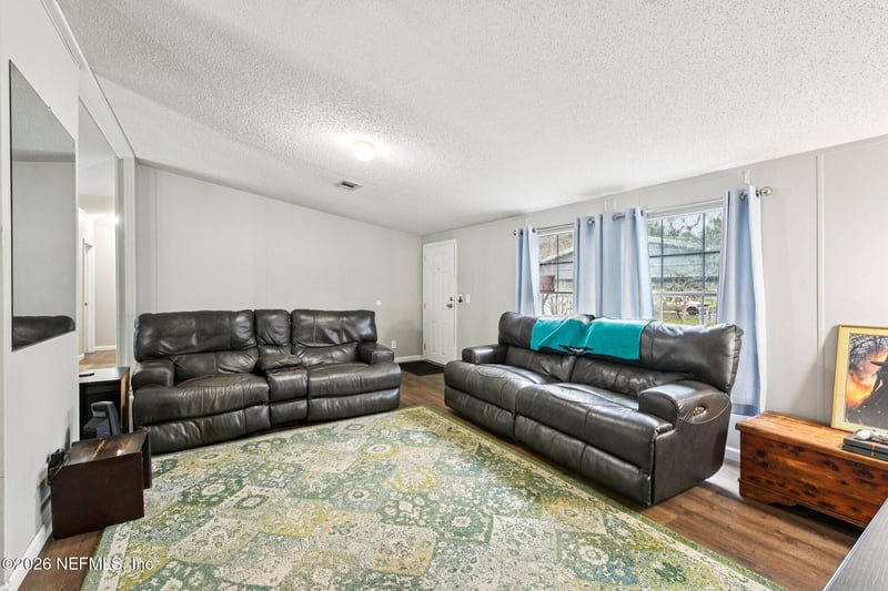 11710 Faye Rd, Macclenny, FL 32063