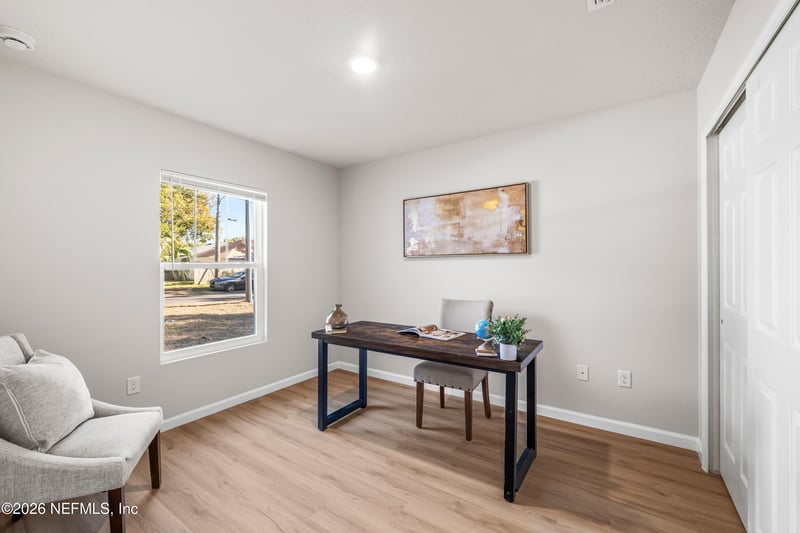 2915 Newell Blvd, Jacksonville, FL 32216