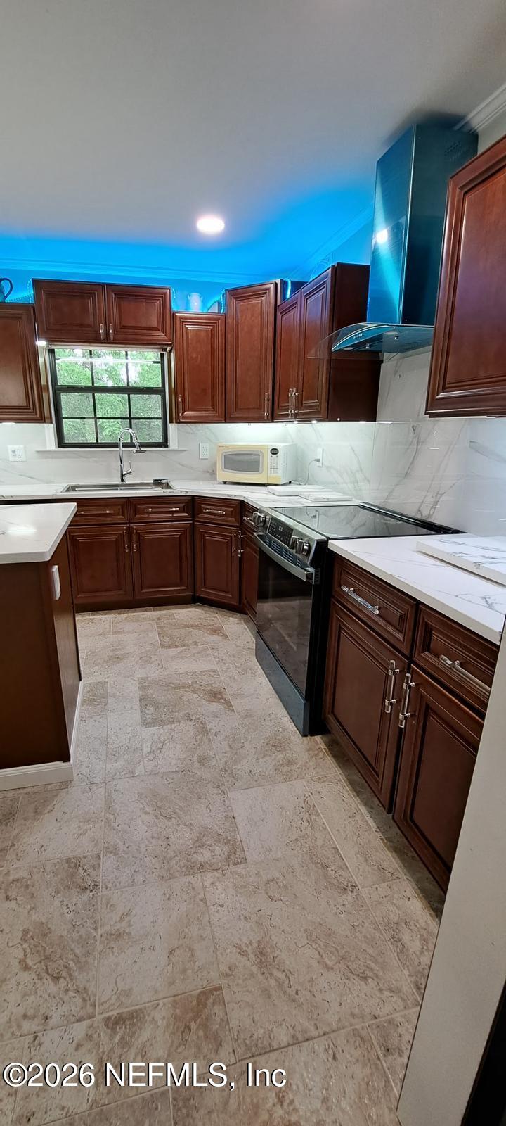 1701 Grove Park Dr, Orange Park, FL 32073