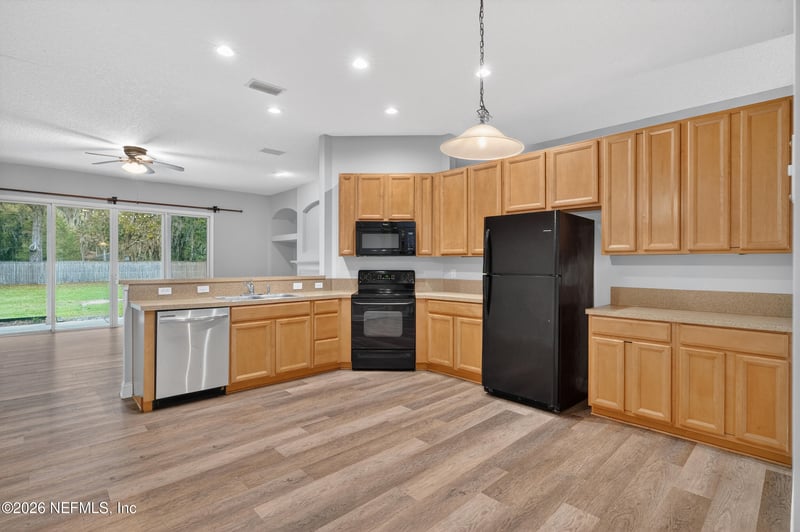 97076 Arnold Ridge Dr, Yulee, FL 32097