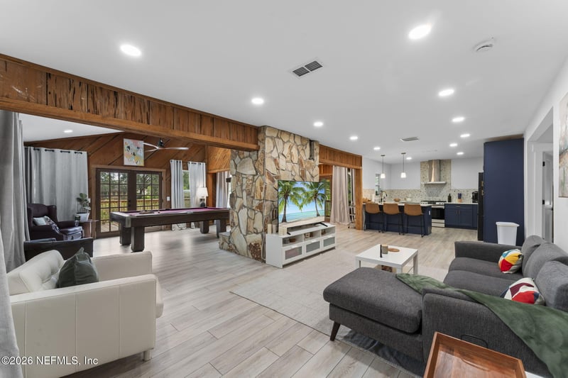 275 Cheswick Oaks Ave, Orange Park, FL 32073