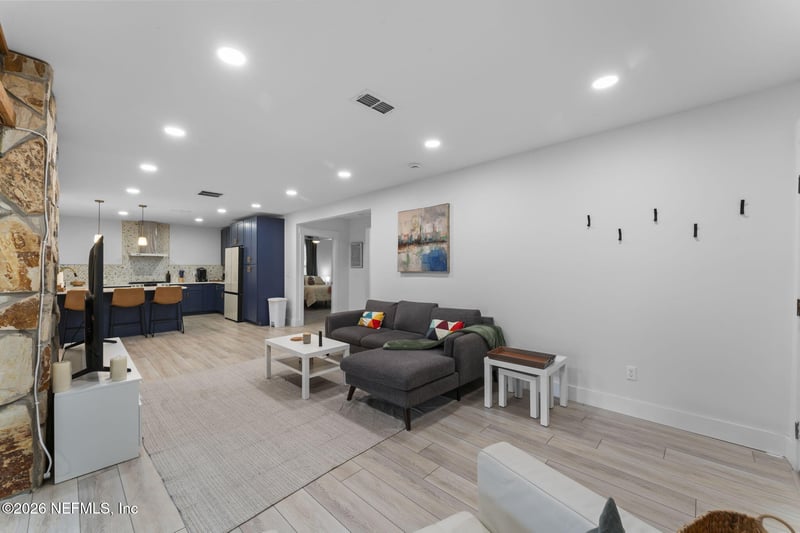 275 Cheswick Oaks Ave, Orange Park, FL 32073