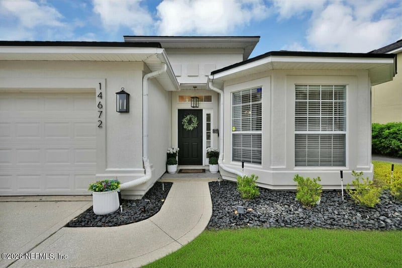 14672 Falling Waters Dr, Jacksonville, FL 32258