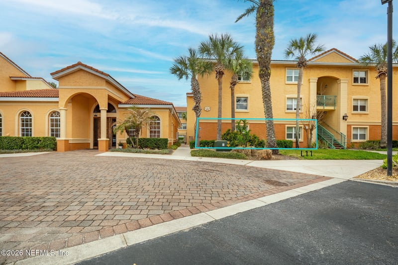 105 25th Ave #L11, Jacksonville Beach, FL 32250