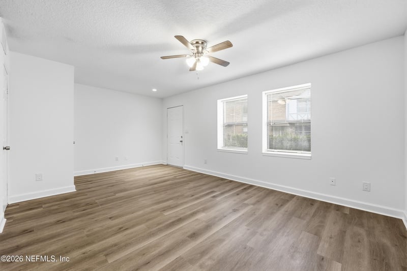 8201 Sutton Pl, Jacksonville, FL 32217