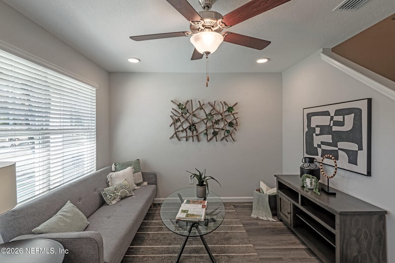 4135 Collins Rd, Jacksonville, FL 32244