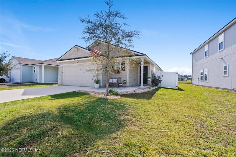 6111 Bucking Bronco Dr, Jacksonville, FL 32234