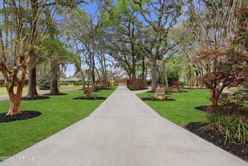 15489 Cape Dr, Jacksonville, FL 32226