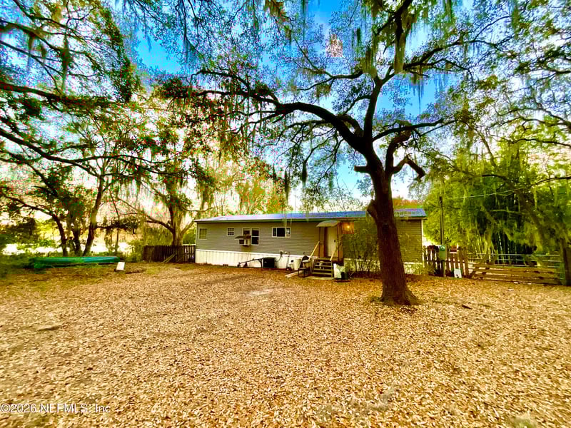 1837 State Road 20, Hawthorne, FL 32640