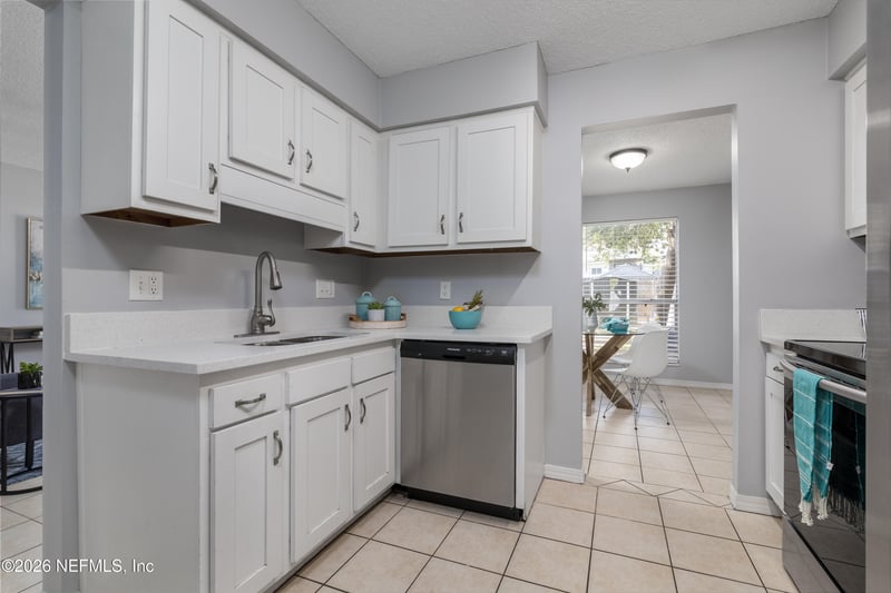 11690 Tanager Dr, Jacksonville, FL 32225