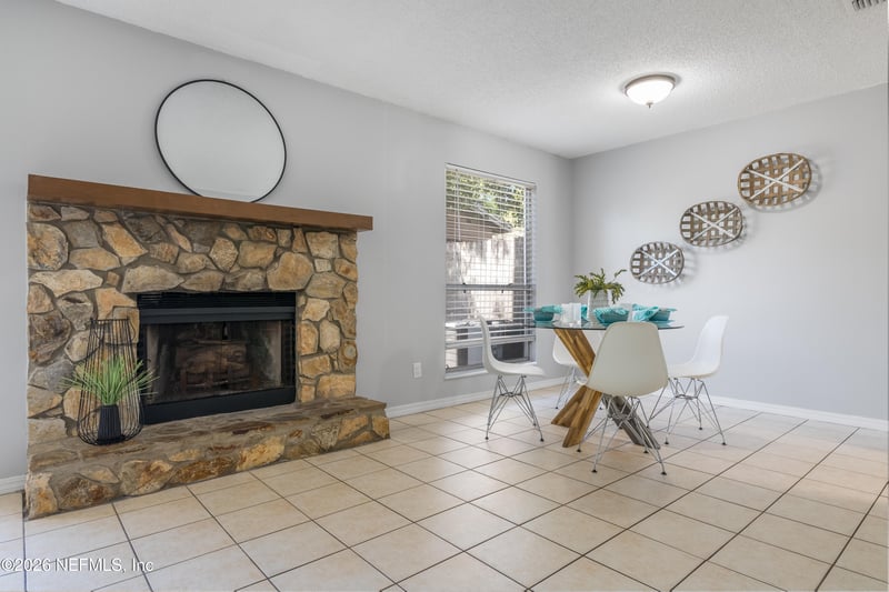 11690 Tanager Dr, Jacksonville, FL 32225