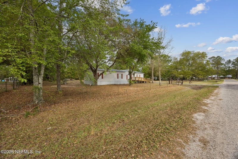 11902 Faye Rd, Macclenny, FL 32063