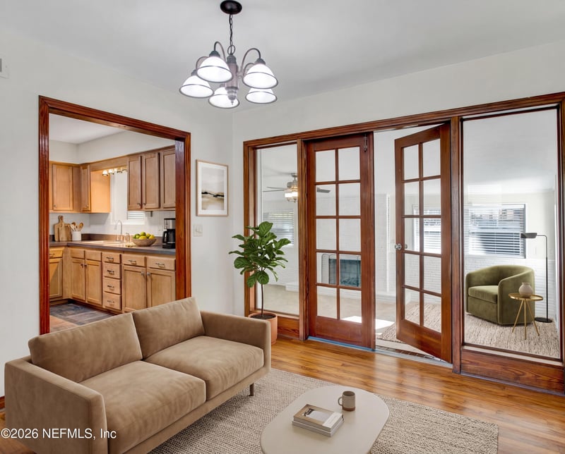 321 Tidewater Cir, Jacksonville, FL 32211