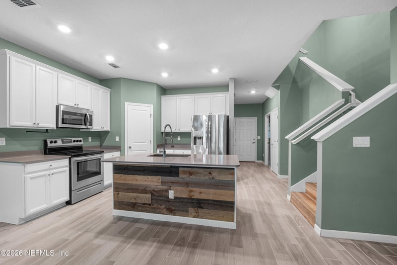 1609 Pottsburg Point Dr, Jacksonville, FL 32207