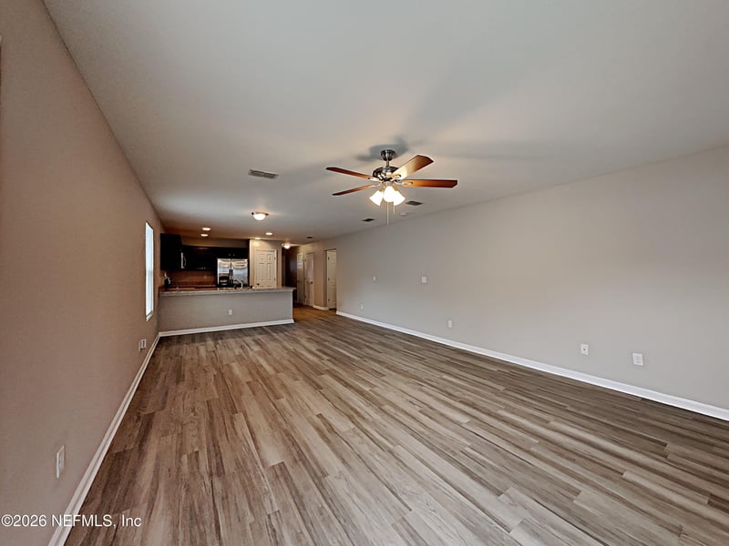 1384 Sarahs Landing Dr, Jacksonville, FL 32221