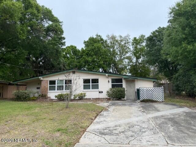 7915 Fresca St, Jacksonville, FL 32217