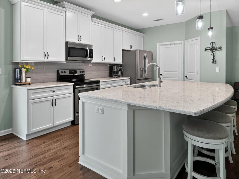 3824 Hammock Bluff Dr, Jacksonville, FL 32226