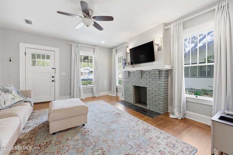 3684 Oak St, Jacksonville, FL 32205