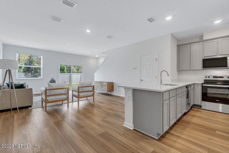 24 Beach Palm Ct, St Augustine, FL 32086