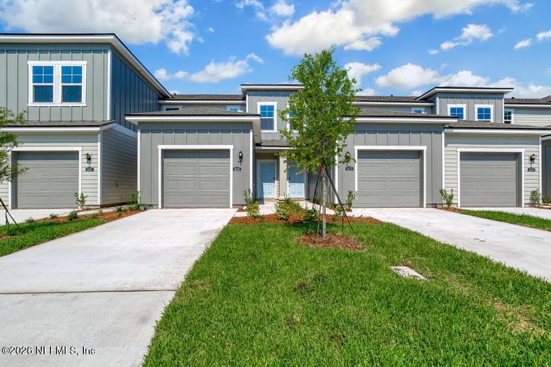 162 Brazil Nut Cir, Jacksonville, FL 32218