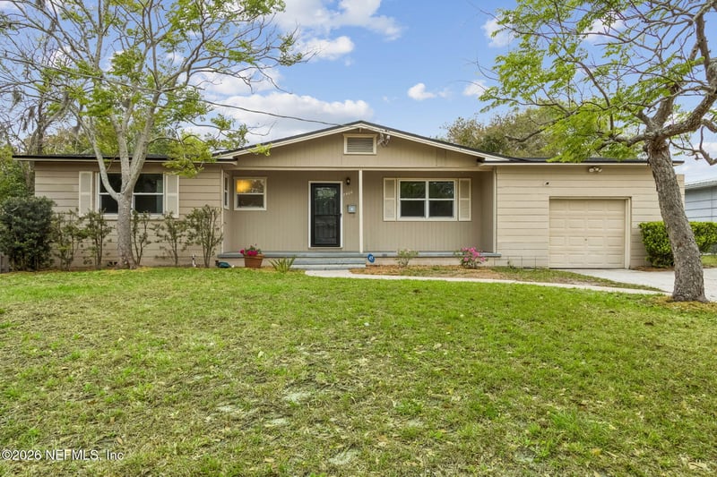 7420 Hennessy Rd, Jacksonville, FL 32244