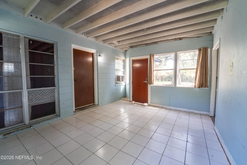 1387 Griflet Rd, Jacksonville, FL 32211