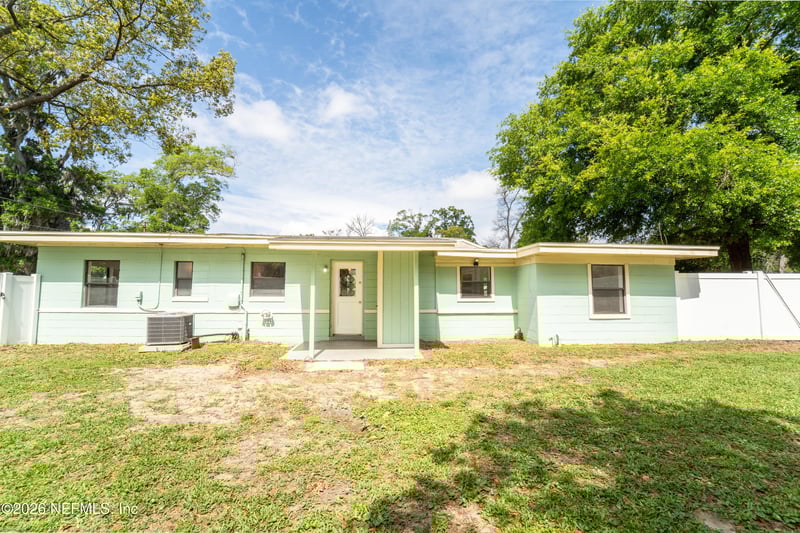 5308 River Rd, Jacksonville, FL 32211