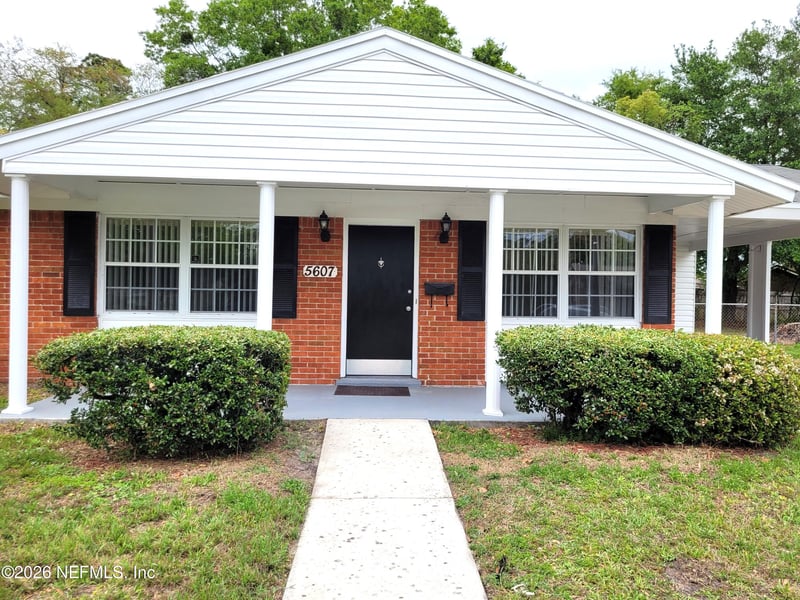 5607 Santa Monica Blvd, Jacksonville, FL 32207