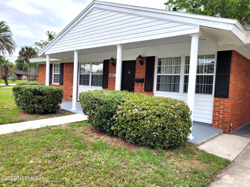 5607 Santa Monica Blvd, Jacksonville, FL 32207