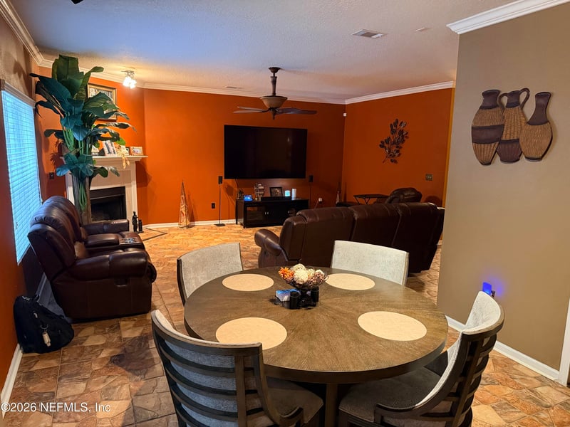 10307 Driftwood Hills Dr, Jacksonville, FL 32221