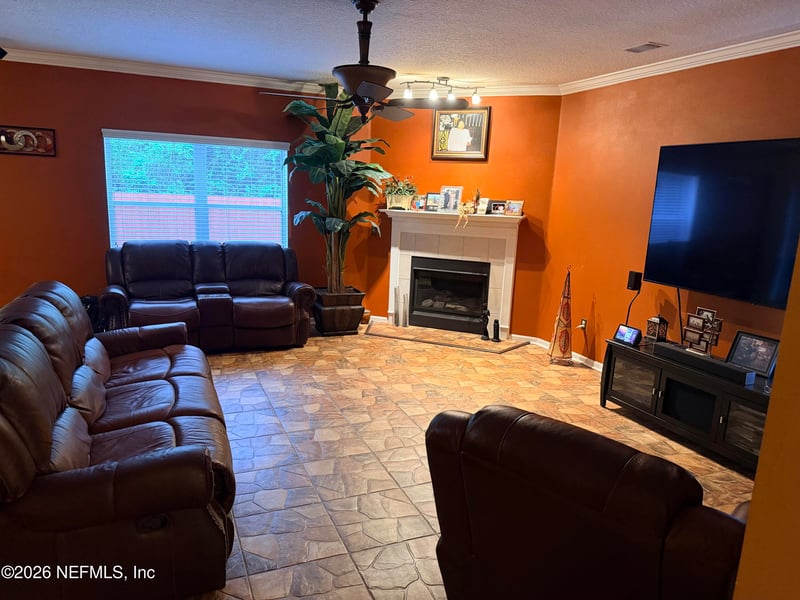 10307 Driftwood Hills Dr, Jacksonville, FL 32221