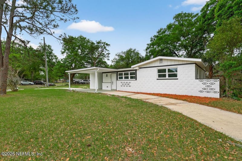 2934 Stonehurst Rd, Jacksonville, FL 32277