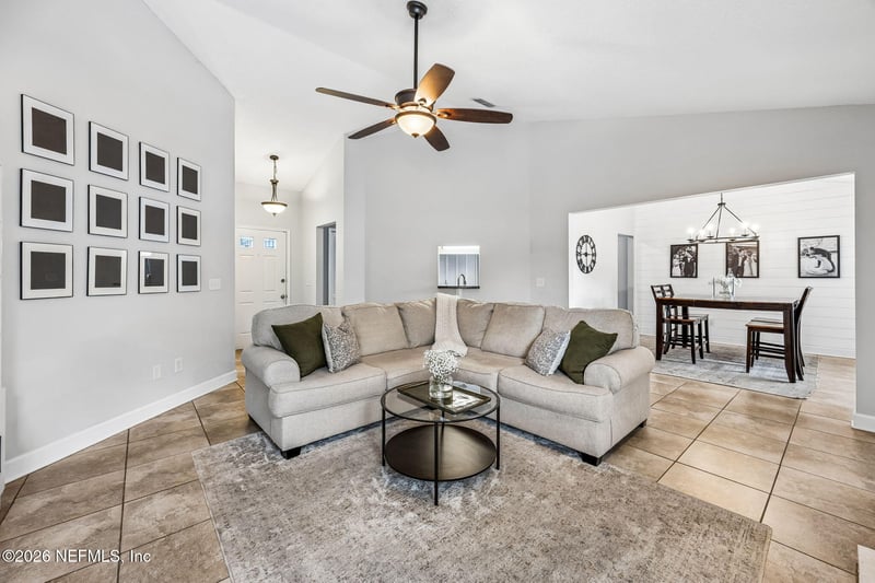 3850 English Colony Dr, Jacksonville, FL 32257